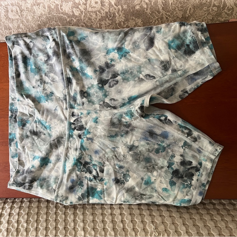COPY - Lululemon Align biker shorts